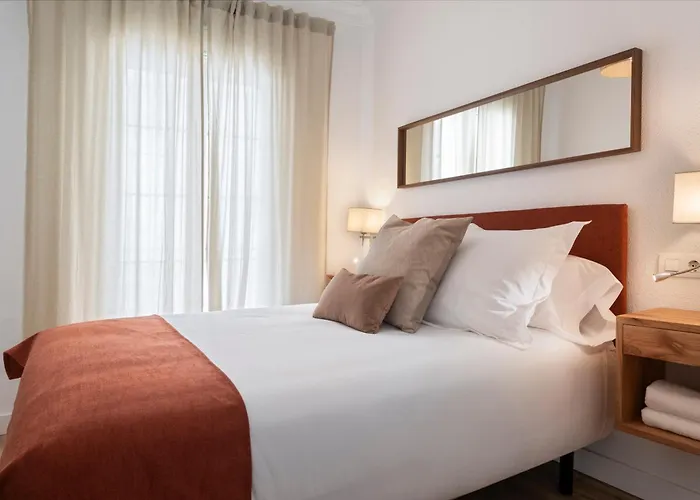 Magno Apartments Ave Maria